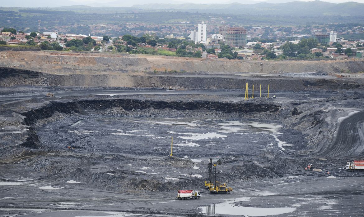 951773 mineradora 20 - José Cruz - Agência Brasil