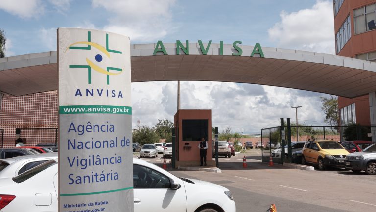Anvisa ftRodrigoMaiaCD