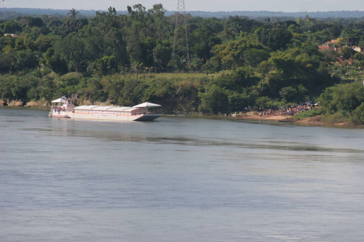 barcaa no rio tocantins foto secom