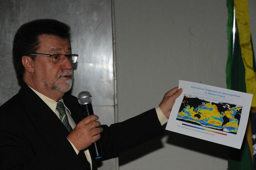 Antonio Divino Moura, então diretor do InMet, no lançamento do hot site especial com as principais informações sobre os efeitos da crise hídrica na agricultura brasileira em 2015. Foto: José Cruz/Agência Brasil