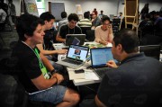 Projeto suspende por dois anos cobrança de impostos para empresas de internet e de informática com receita bruta trimestral de até R$ 30 mil (Foto: Agência Brasil)