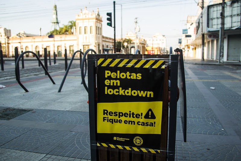 Pelotas, placa de lockdown pela pandemia de covid-19