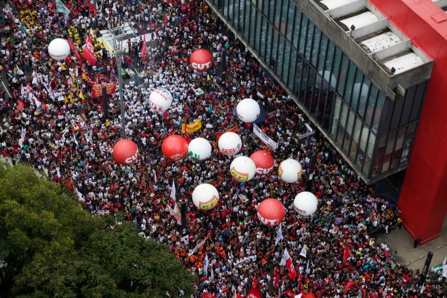 15 de Março, em frente ao MASP